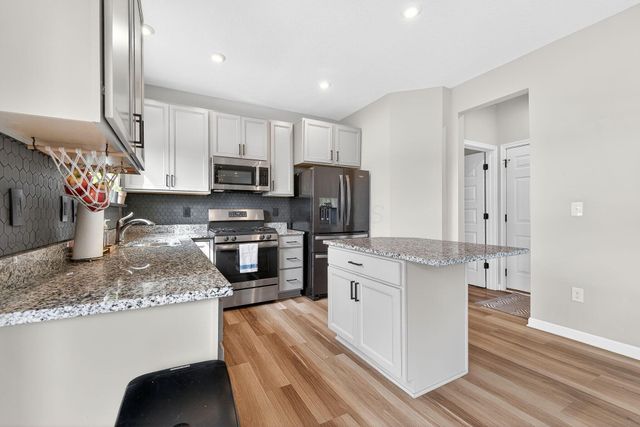 1735 Dickson Drive, Marysville, OH 43040