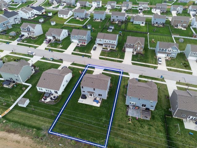 1735 Dickson Drive, Marysville, OH 43040