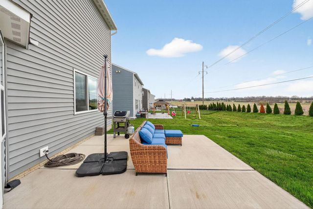 1735 Dickson Drive, Marysville, OH 43040