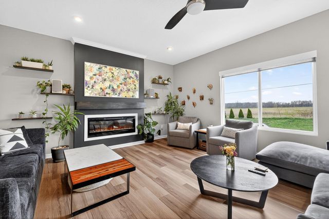 1735 Dickson Drive, Marysville, OH 43040