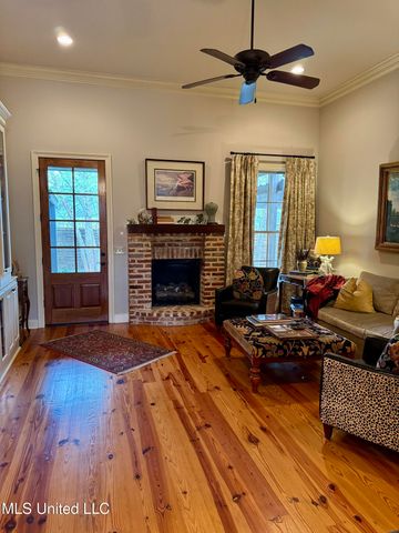 309 Winchester Road, Natchez, MS 39120