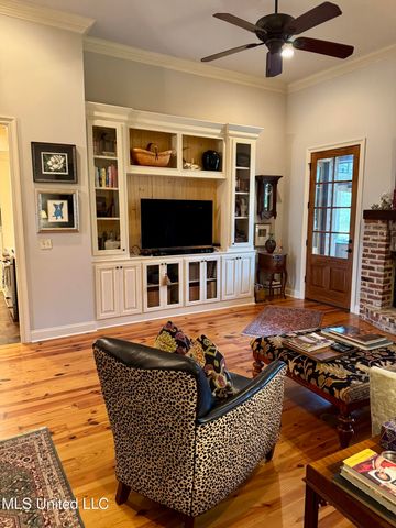 309 Winchester Road, Natchez, MS 39120