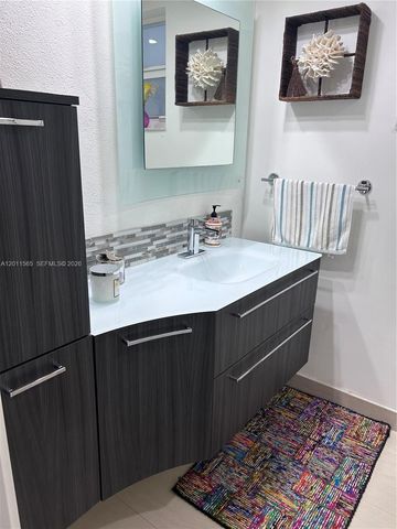 1000 SW 12th St 203, Fort Lauderdale, FL 33315