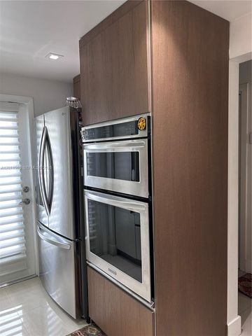 1000 SW 12th St 203, Fort Lauderdale, FL 33315