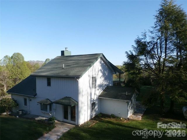 288 Firetower Road, Spruce Pine, NC 28777