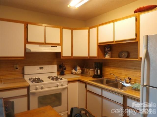 288 Firetower Road, Spruce Pine, NC 28777