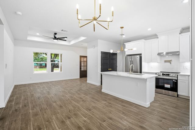 15129 Norvell, Lytle, TX 78052