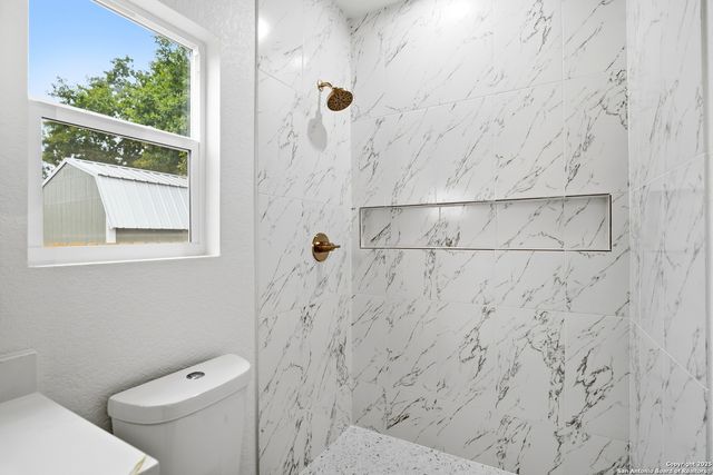 15129 Norvell, Lytle, TX 78052