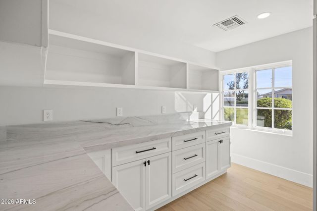 4030 N 54TH Place, Phoenix, AZ 85018