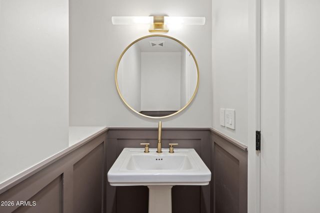 4030 N 54TH Place, Phoenix, AZ 85018