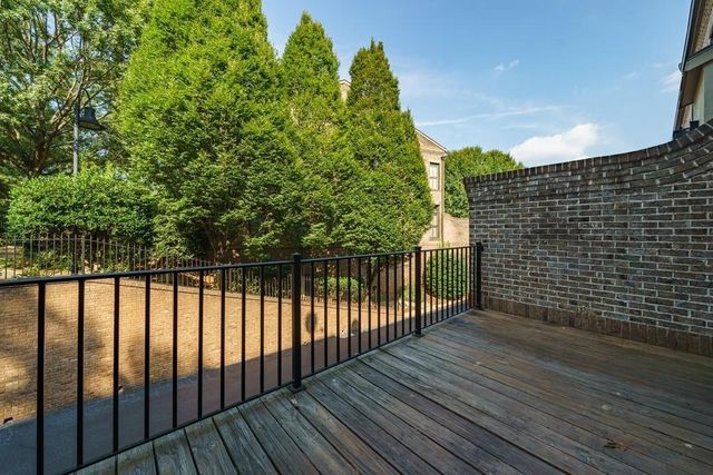 69 Honour Avenue NW, Atlanta, GA 30305