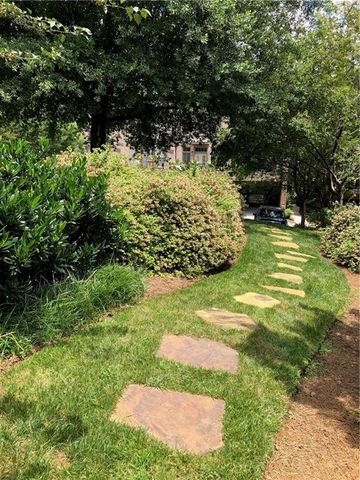 69 Honour Avenue NW, Atlanta, GA 30305