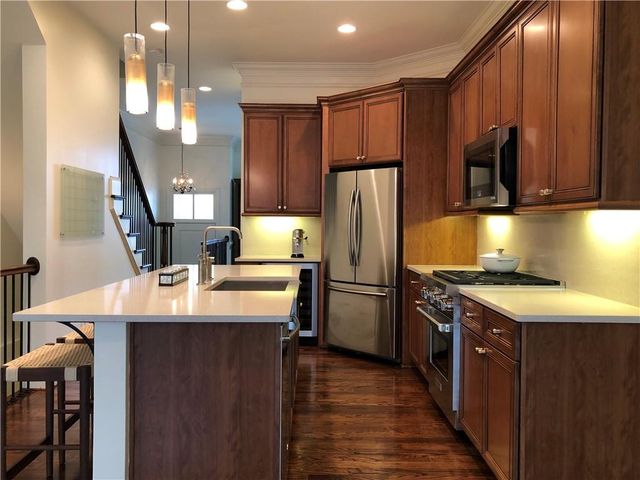69 Honour Avenue NW, Atlanta, GA 30305