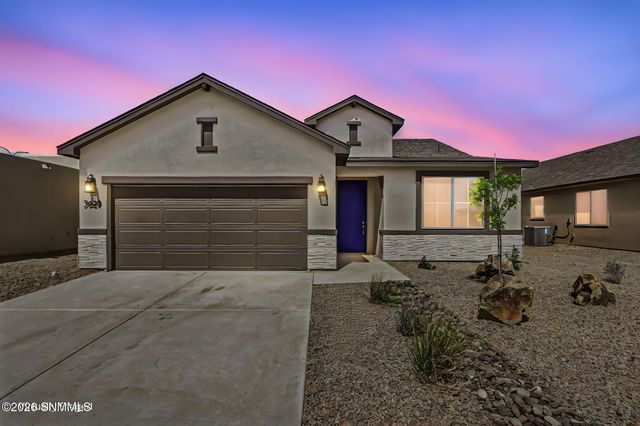 3629 King Fisher Street, Las Cruces, NM 88012