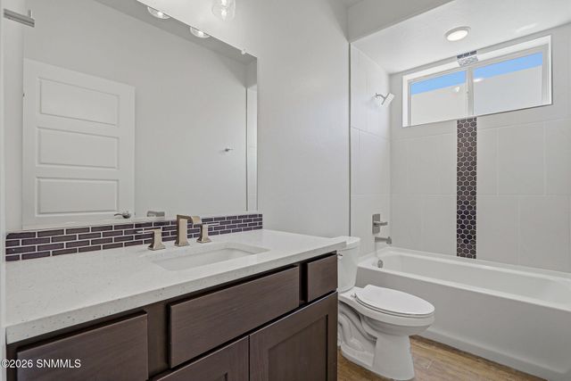 3629 King Fisher Street, Las Cruces, NM 88012