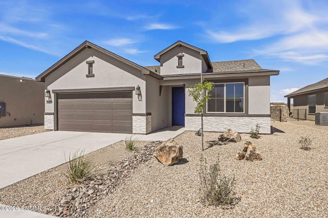 3629 King Fisher Street, Las Cruces, NM 88012