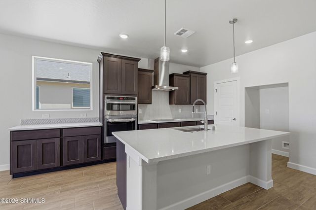 3629 King Fisher Street, Las Cruces, NM 88012