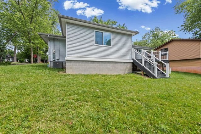 6777 Dandison Boulevard, West Bloomfield Twp, MI 48324