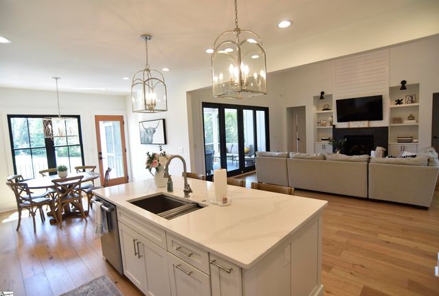 269 Gum Springs Road, Taylors, SC 29687