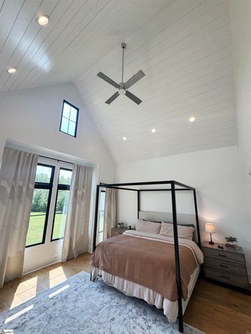 269 Gum Springs Road, Taylors, SC 29687