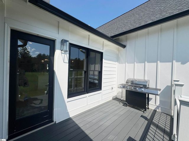 269 Gum Springs Road, Taylors, SC 29687