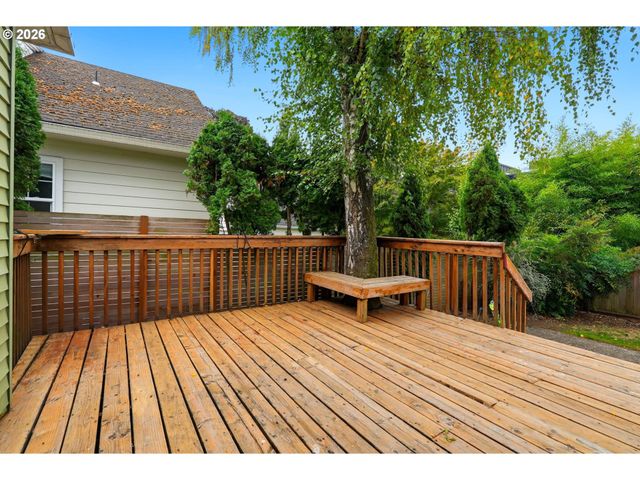 1915 Se 21ST Ave, Portland, OR 97214