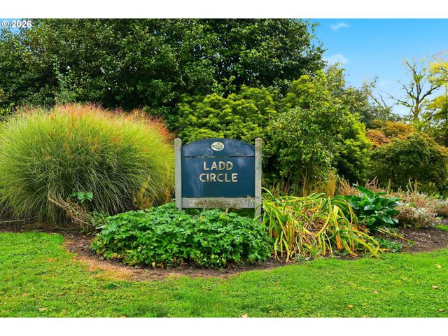 1915 Se 21ST Ave, Portland, OR 97214