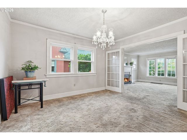 1915 Se 21ST Ave, Portland, OR 97214