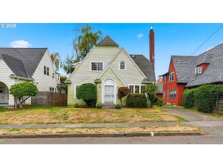 1915 Se 21ST Ave, Portland, OR 97214
