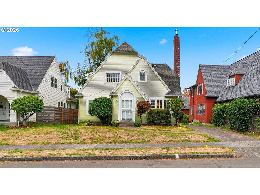 1915 Se 21ST Ave, Portland, OR 97214