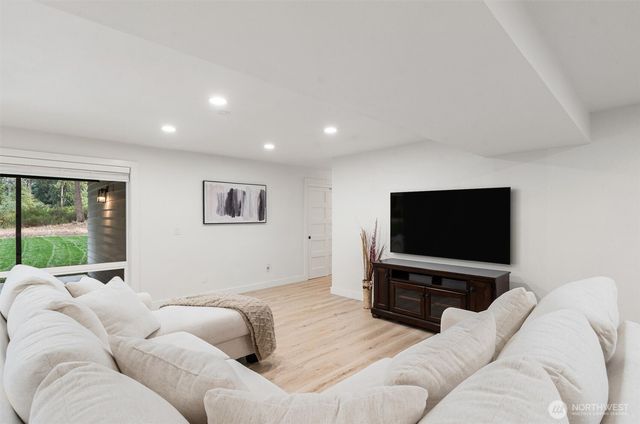 3835 S 316th Street, Auburn, WA 98001