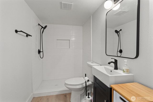 3835 S 316th Street, Auburn, WA 98001