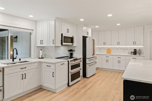 3835 S 316th Street, Auburn, WA 98001