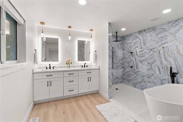 3835 S 316th Street, Auburn, WA 98001