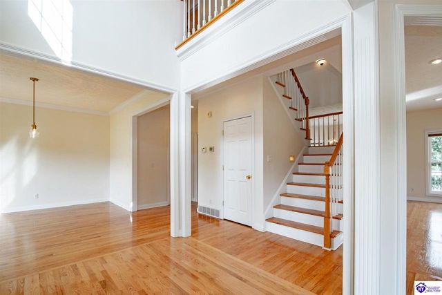 427 Deer Run Way, Elizabethtown, KY 42701