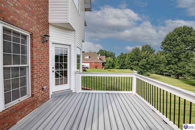 427 Deer Run Way, Elizabethtown, KY 42701