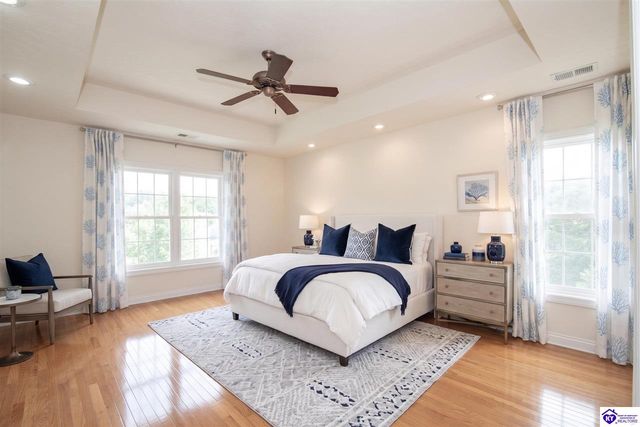 427 Deer Run Way, Elizabethtown, KY 42701