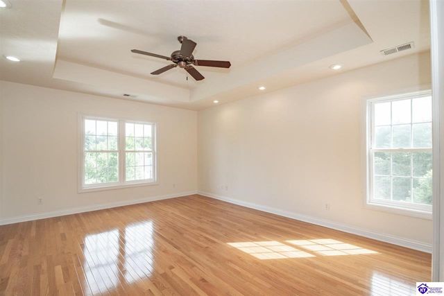 427 Deer Run Way, Elizabethtown, KY 42701