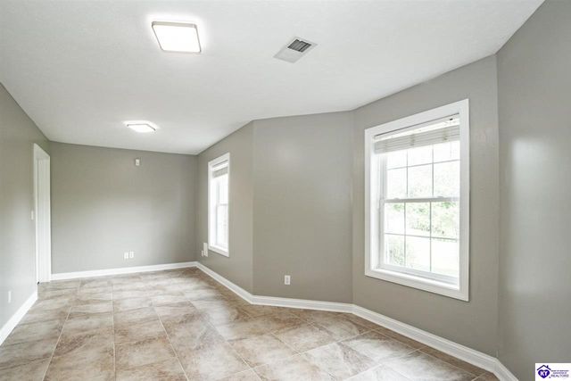 427 Deer Run Way, Elizabethtown, KY 42701