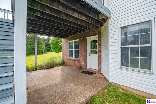 427 Deer Run Way, Elizabethtown, KY 42701