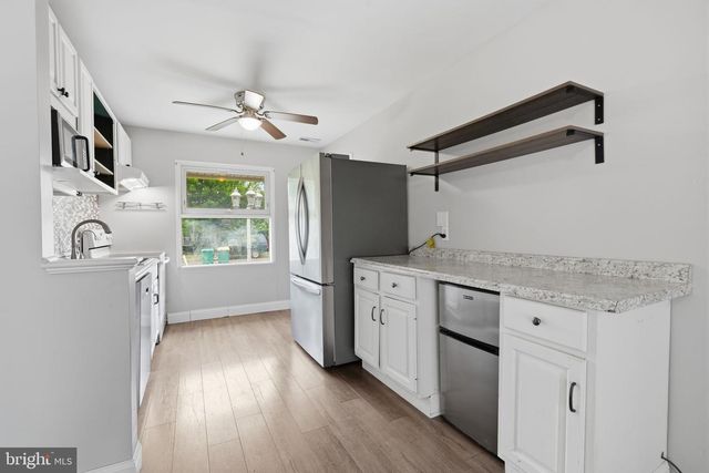 55 NATURE LN, Levittown, PA 19054