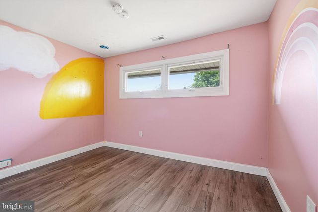 55 NATURE LN, Levittown, PA 19054