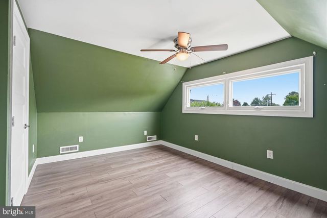 55 NATURE LN, Levittown, PA 19054
