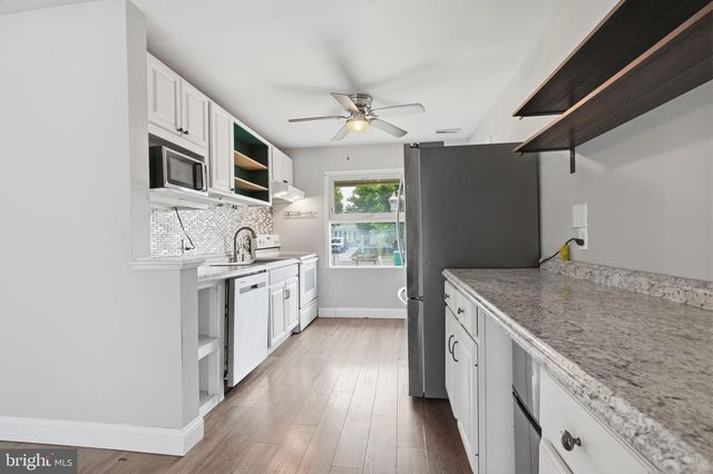 55 NATURE LN, Levittown, PA 19054