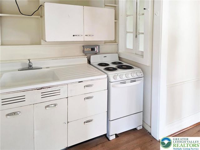 125 North 8th Street, Allentown City, PA 18101