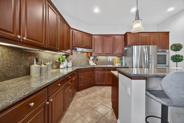 2833 Bickleigh Loop, Roseville, CA 95747