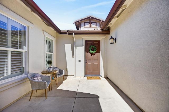 2833 Bickleigh Loop, Roseville, CA 95747