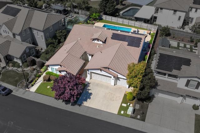 2833 Bickleigh Loop, Roseville, CA 95747