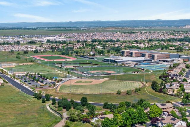 2833 Bickleigh Loop, Roseville, CA 95747