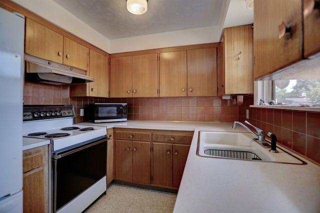 1902 N Ely Rd, Spokane Valley, WA 99212